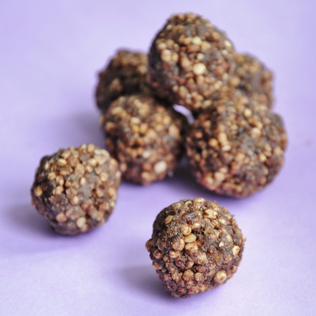 Puffed Quinoa Balls Recipe with protein powder - Vegan Family Recipes