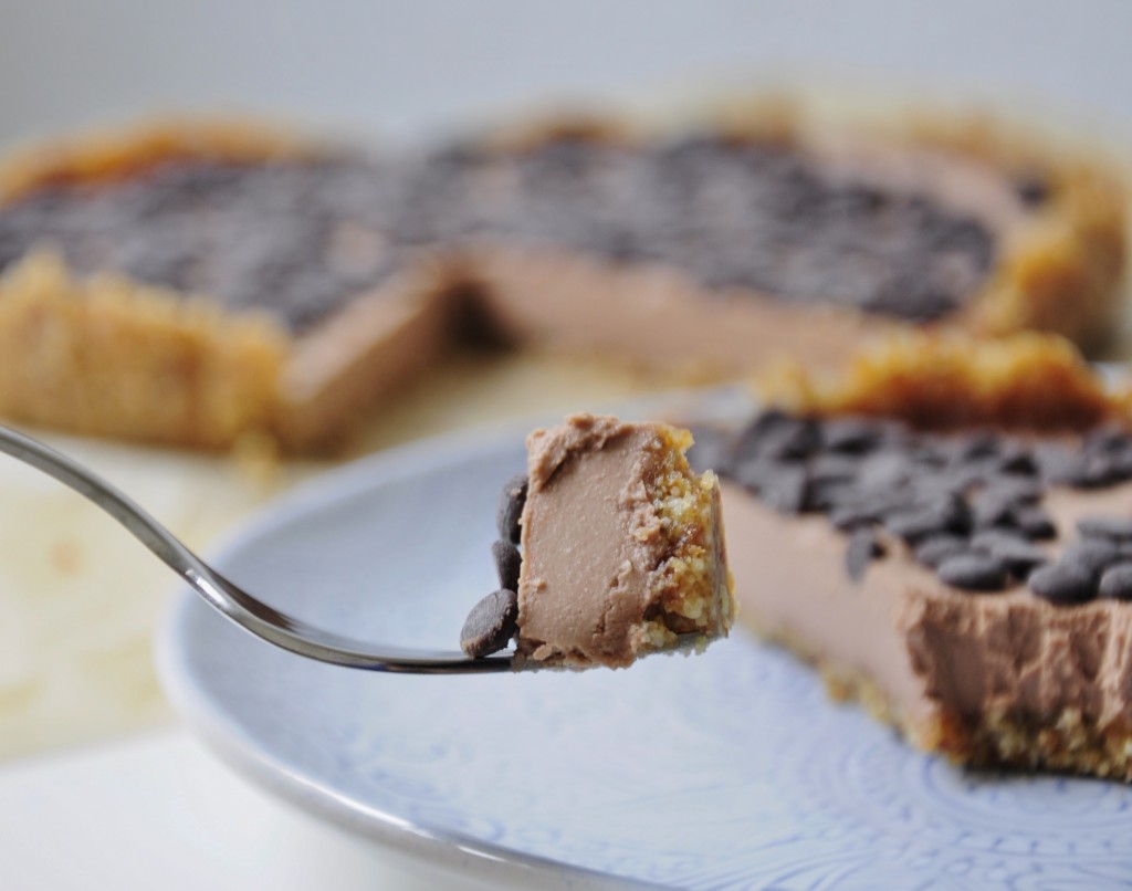 Vegan Chocolate Mousse Tart Recipe - Vegan Family Recipes