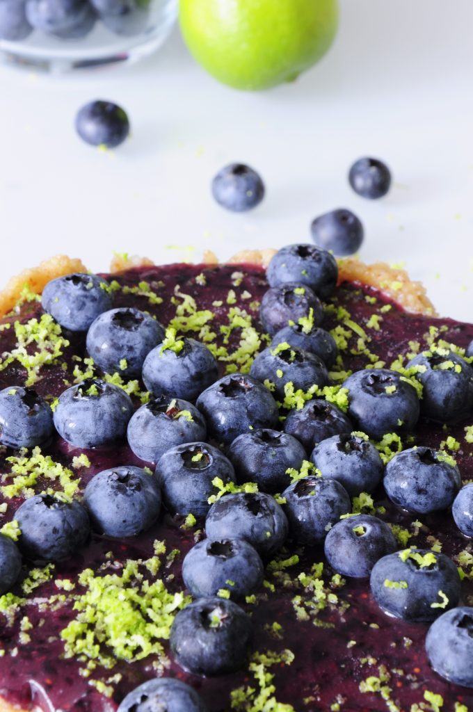 Vegan Blueberry Cheesecake Recipe with Lime and cashews - Vegan Family Recipes #dessert #raw vegan #glutenfree