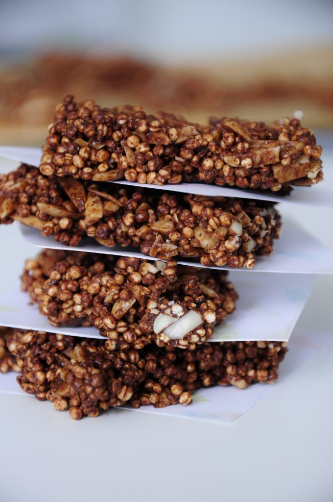 Chocolate Puffed Quinoa Bars Recipe - Vegan Family Recipes