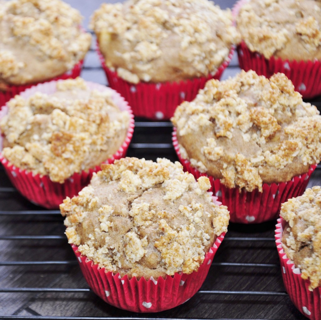 Healthy Apple Banana Muffins Streusel Recipe - Vegan Family Recipes