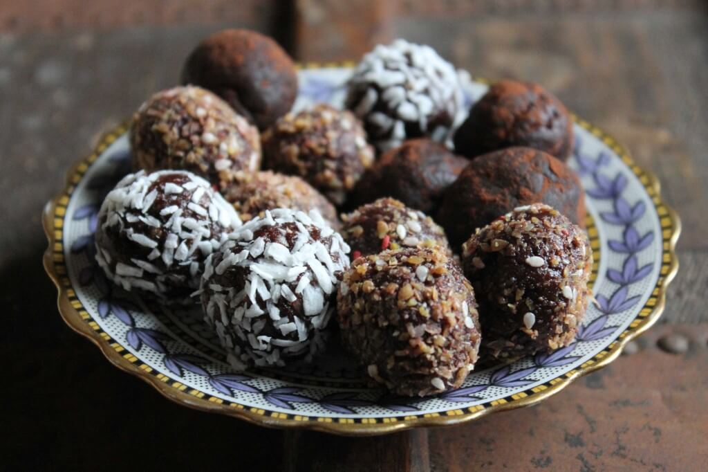 Chocolate Protein Ball Recipe - Protein Powder Recipes