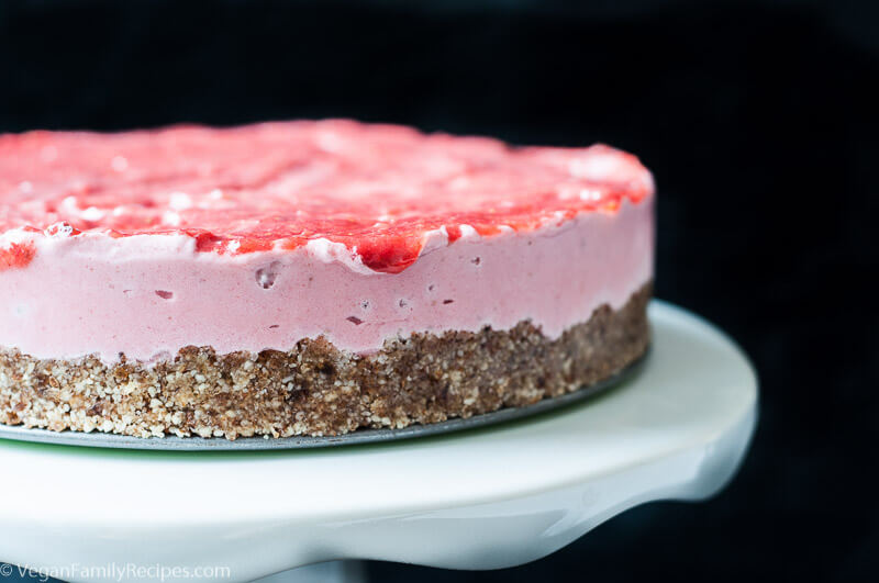 Vegan Strawberry Ice Cream Cake Recipe - Vegan Family Recipes