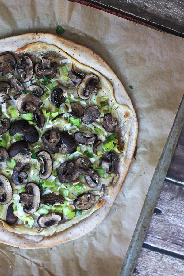 Mushroom and Leek Flatbread Pizza - Best Vegan Pizza Recipes