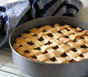 Fig-A-Licious Vegan Pie Recipe - Holiday Pie Round-up