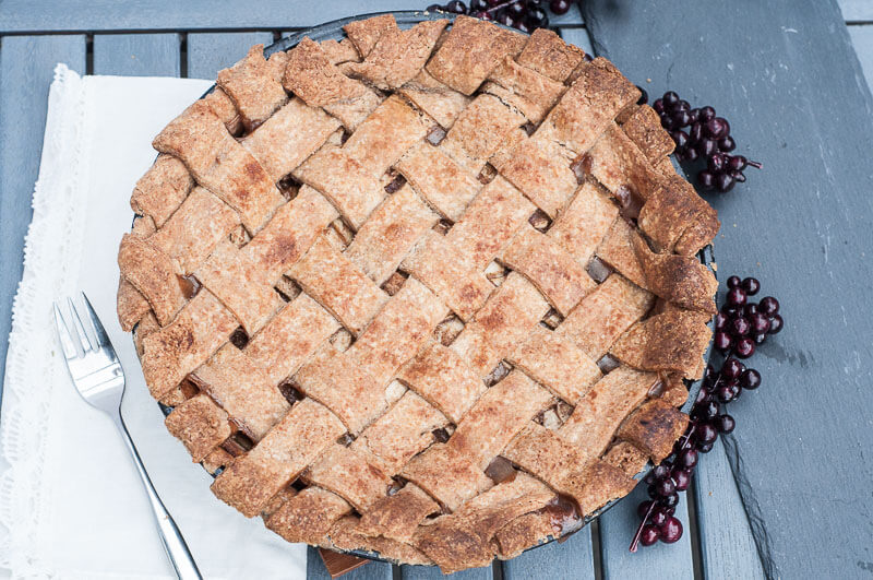 Healthy Whole Wheat Vegan Apple Pie Recipe - Vegan Family Recipes