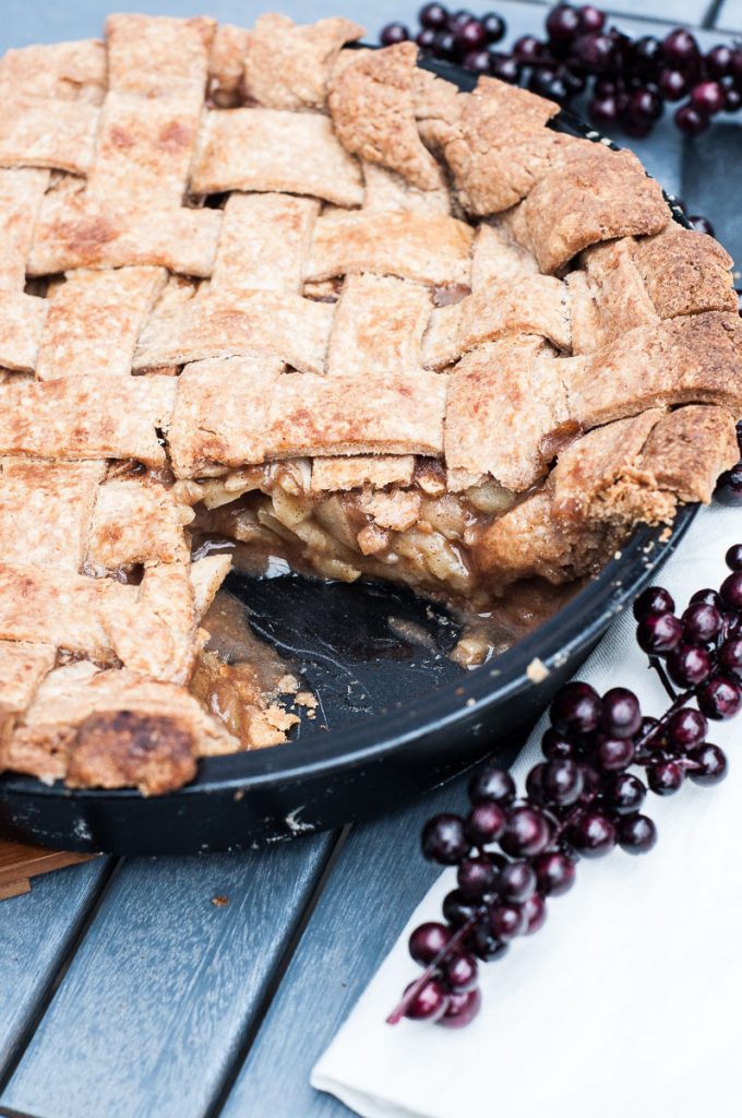 Healthy Whole Wheat Vegan Apple Pie Recipe - Vegan Family Recipes