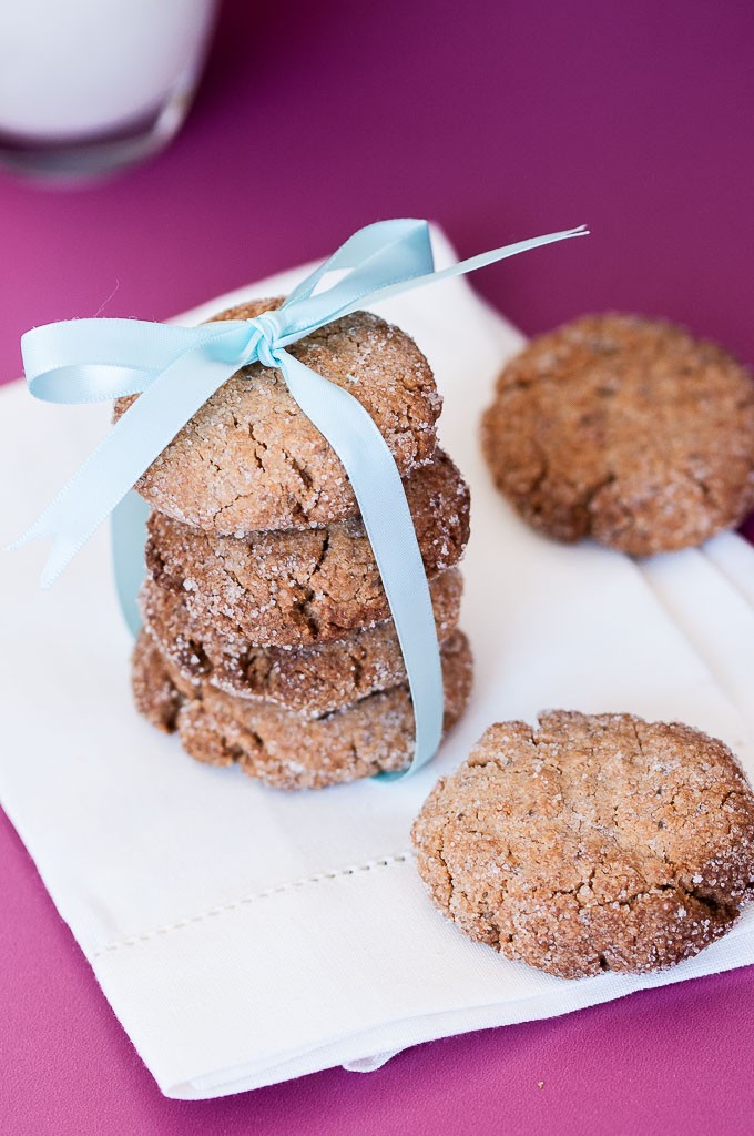 Peanut Butter Chia Seed Cookies Recipe | VeganFamilyRecipes.com | #vegan #dessert