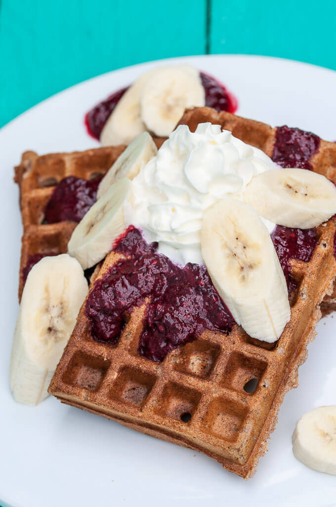 Vegan Banana Waffles Recipe - VeganFamilyRecipes.com #dairyfree #healthy