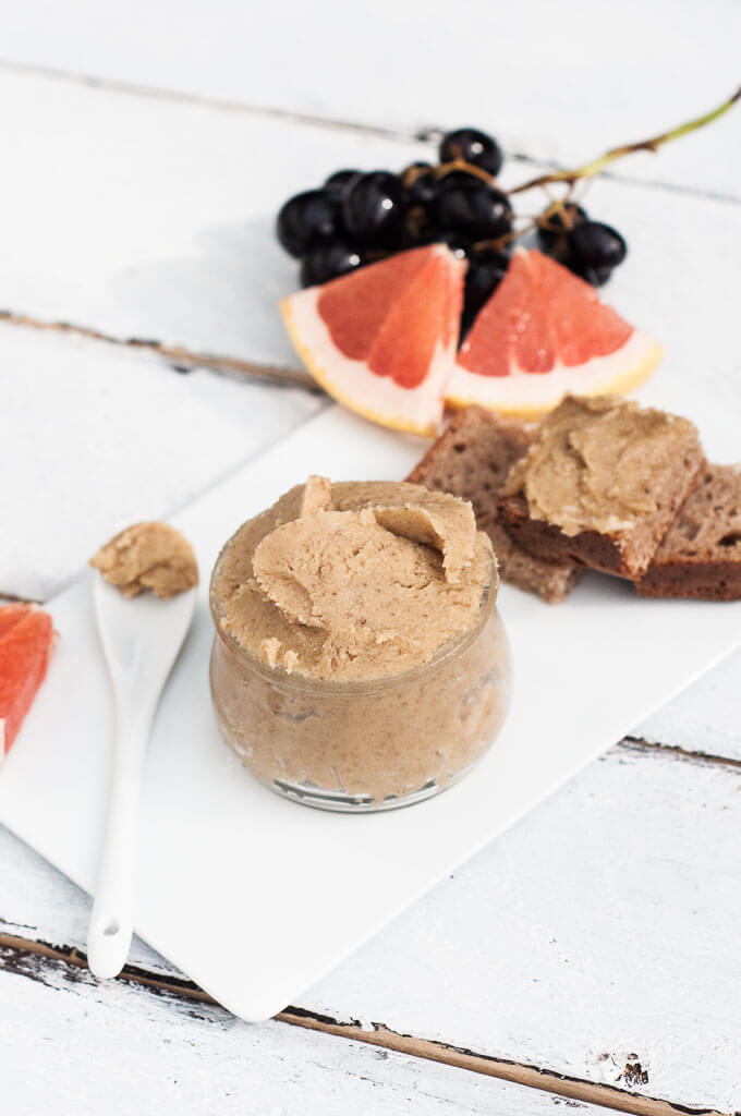 how to make Walnut Butter - 3 ways (Raw, Chocolate, Maple) | VeganFamilyRecipes.com | #health #nuts #healthy