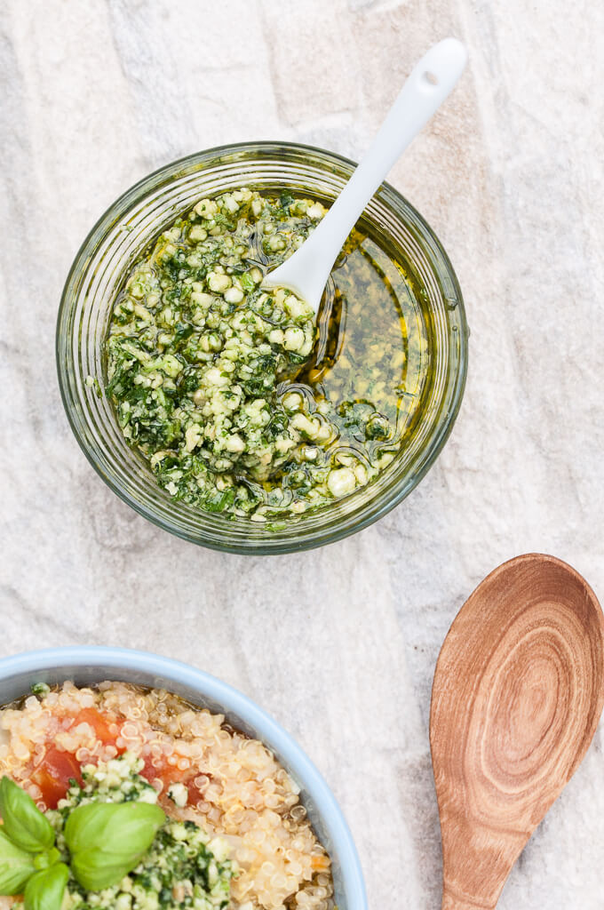 Rocket Pesto Recipe / Arugula Pesto Recipe with Cashews - Vegan! | VeganFamilyRecipes.com | #glutenfree #dairyfree