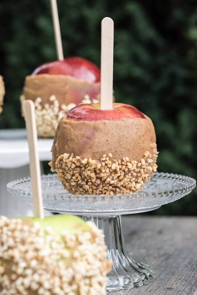 Gluten-free, Raw Vegan Caramel Apple Recipe for Halloween | VeganFamilyRecipes.com | #gf #healthy