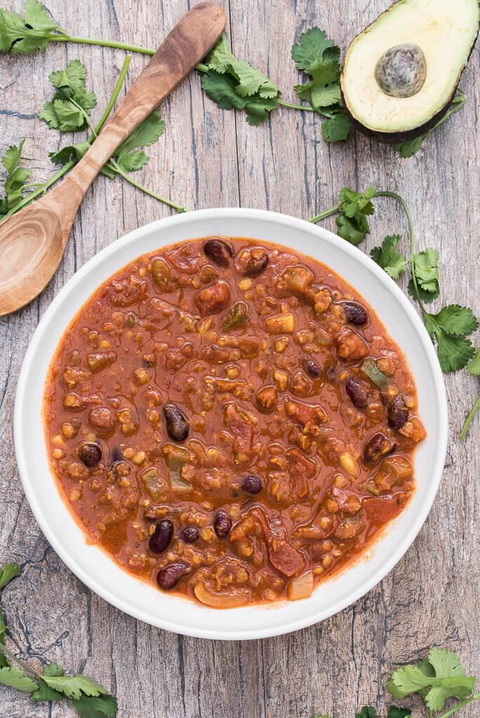 Red Lentil Chili Recipe , Quick and Easy - VeganFamilyRecipes.com #vegan #glutenfree