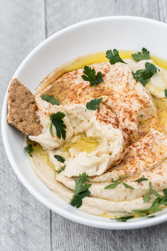 Cauliflower Hummus Recipe - creamy, gluten-free and no oil - Vegan Family Recipes - Veganfamilyrecipes.com